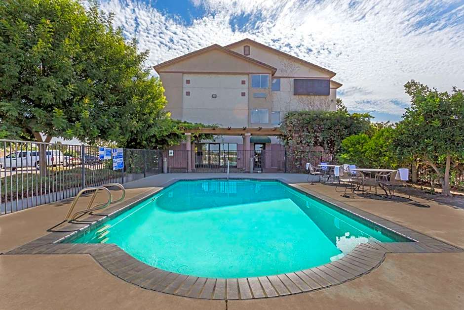 Harvest Inn Dixon UC Davis