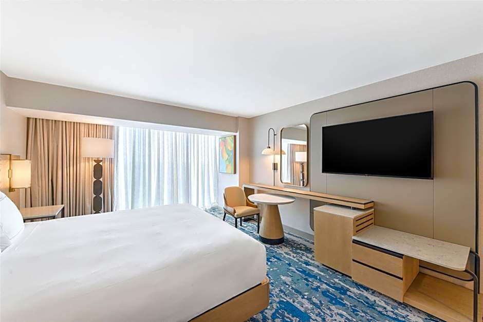 Photo 1 of 3 of 1 King Bed, Mobility Accessible, Roll in Shower