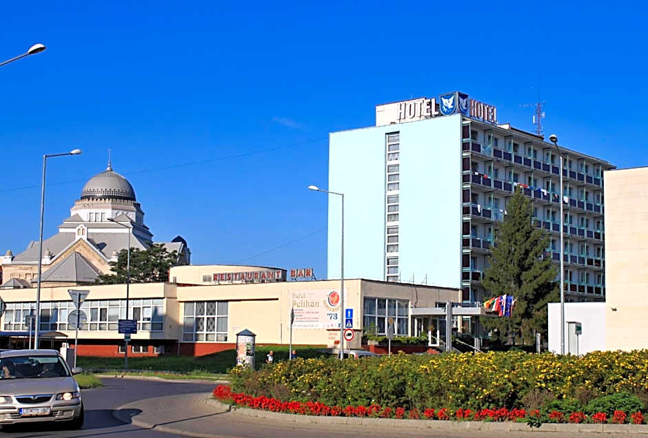 Hotel Pelikán