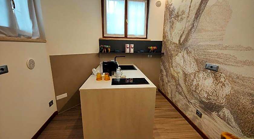 Giardino Giusti House & Court