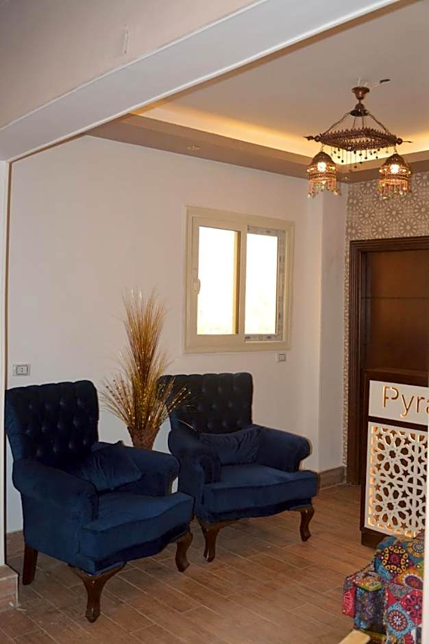 Pyramids Top Inn