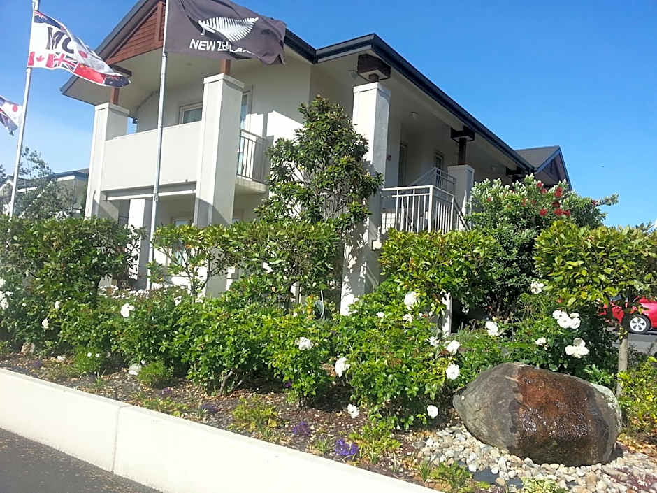 Cedar Grove Motor Lodge