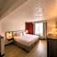 Ramada by Wyndham Glendale Heights/Lombard