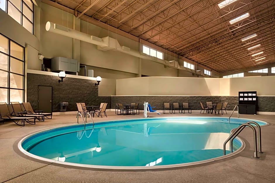Wyndham Garden Conference Center Champaign - Urbana