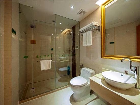 Vienna Hotel Rugao Zhengxiang Square branch