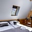 Villa 7 Apartments