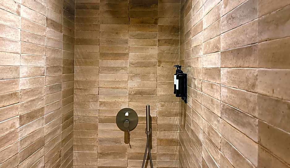Silken Comfy Studios Hotel