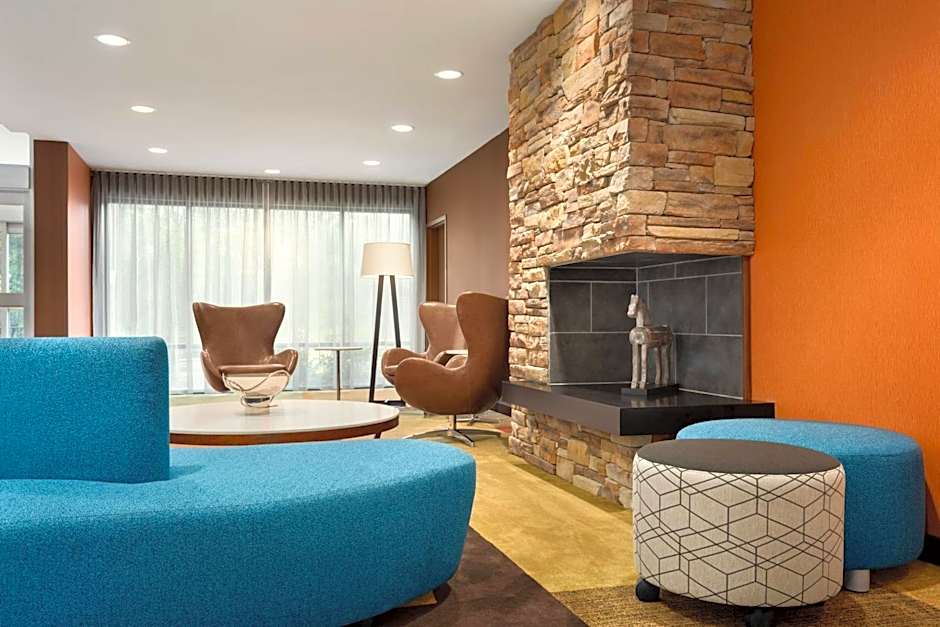 Fairfield Inn & Suites by Marriott Charlottesville Downtown/University Area