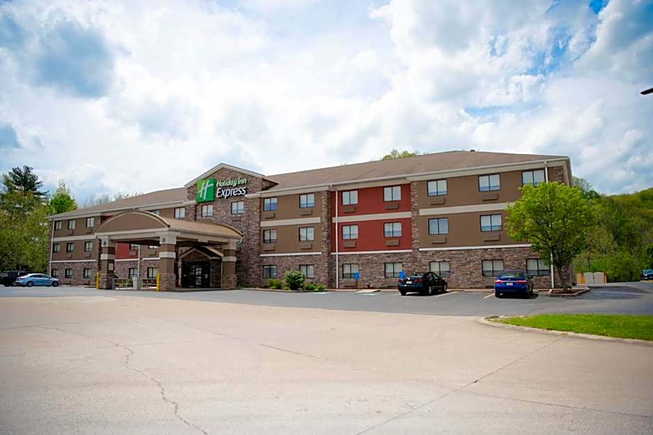 Photo 1 of 50 of Holiday Inn Express Winfield By IHG