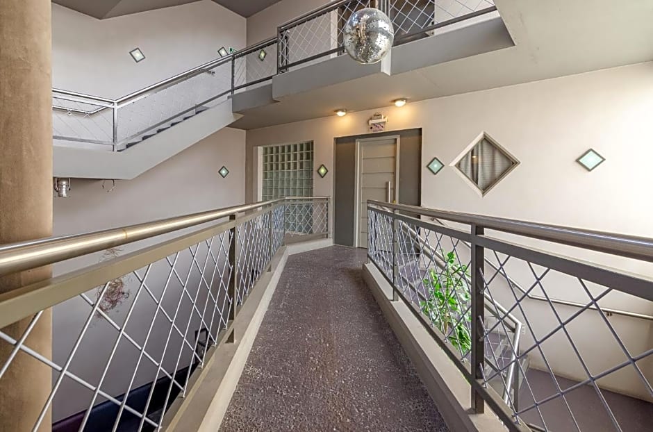 Prodeo Hotel + Lounge