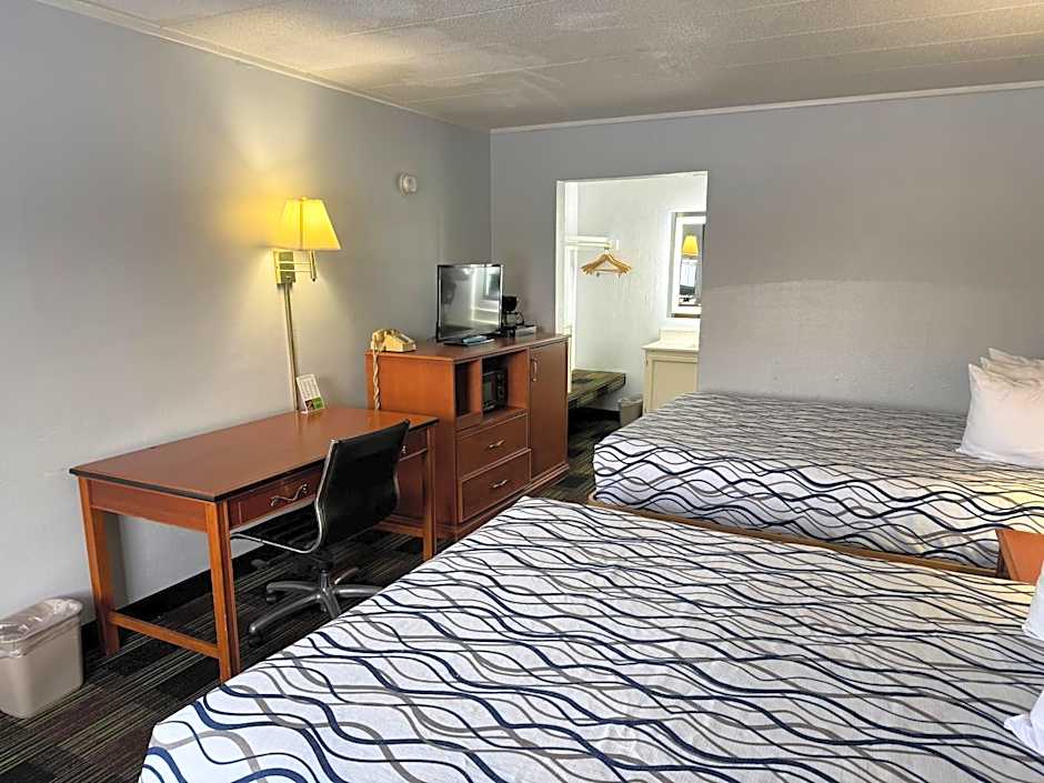 Sprucewood Inn
