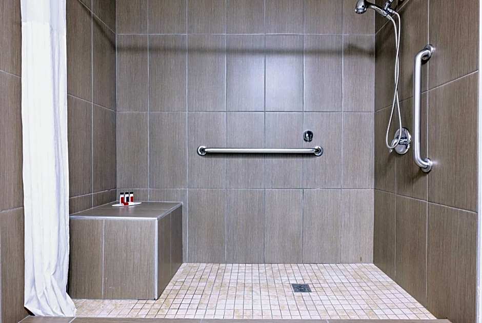Days Inn by Wyndham Santa Monica