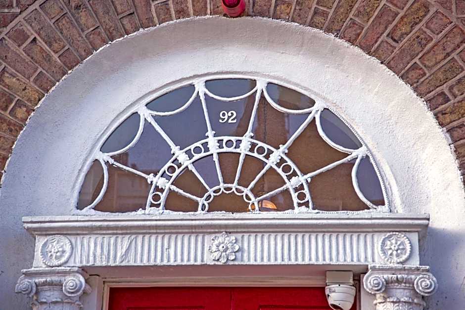 Baggot Court Townhouse