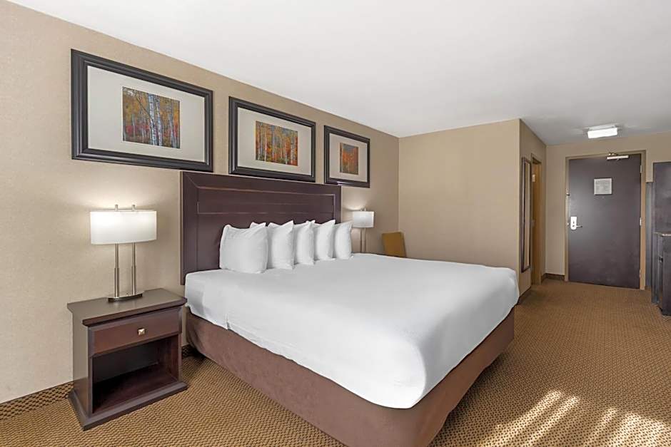 Best Western Bonnyville Inn & Suites