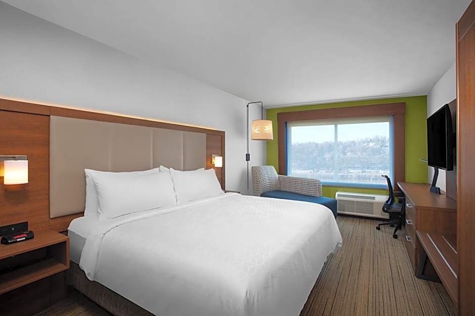 Holiday Inn Express Charleston-Civic Center By IHG