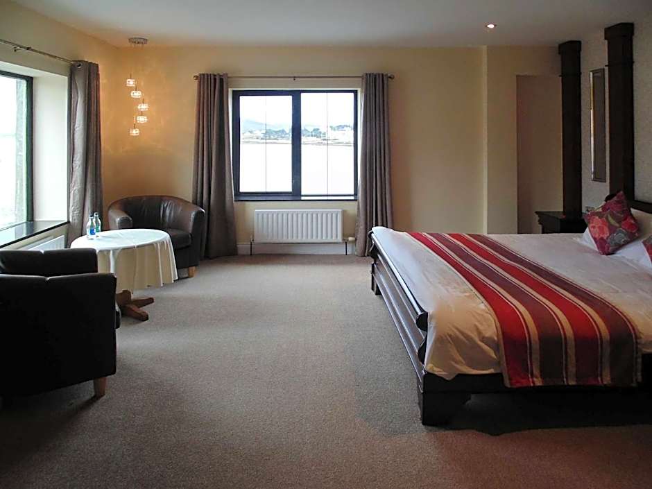 Óstán Oileán Acla