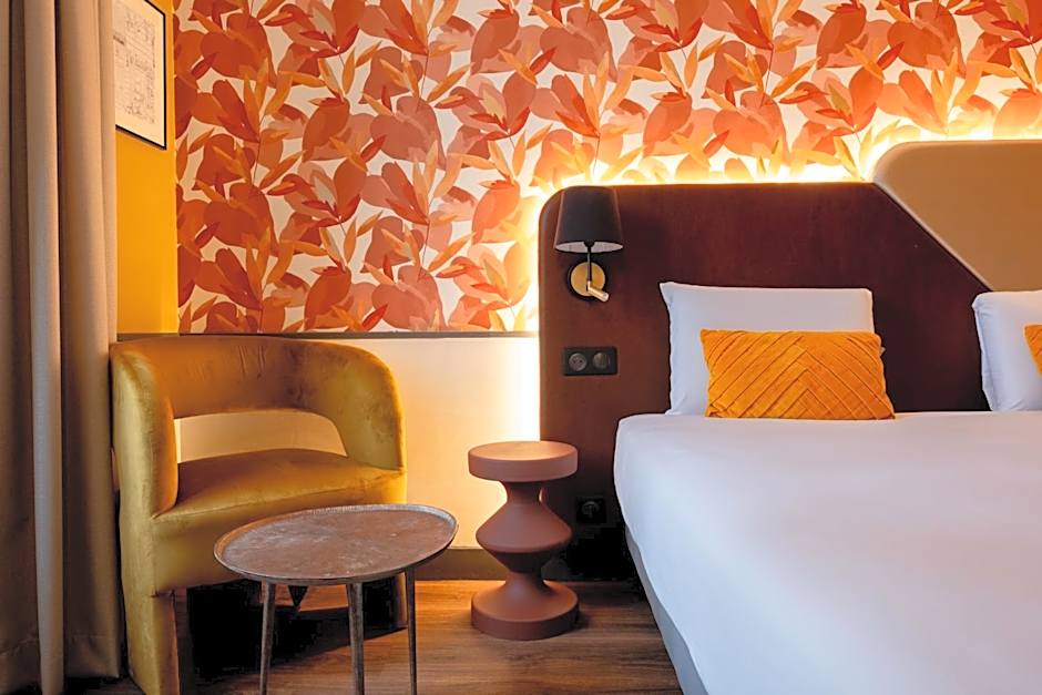 Kyriad Paris 10 - Canal Saint Martin - République