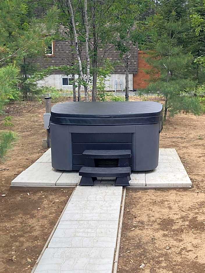 Chalet Éloise à louer avec spa Mauricie