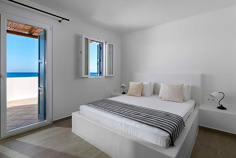 Stegna Akti Luxury Suites