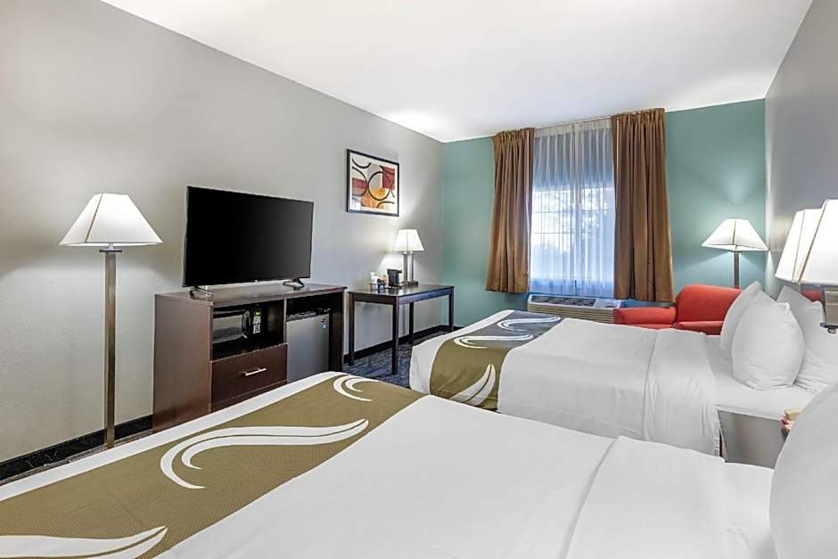 Quality Inn & Suites Lincoln North