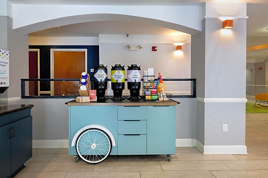 Spark by Hilton Savannah Airport