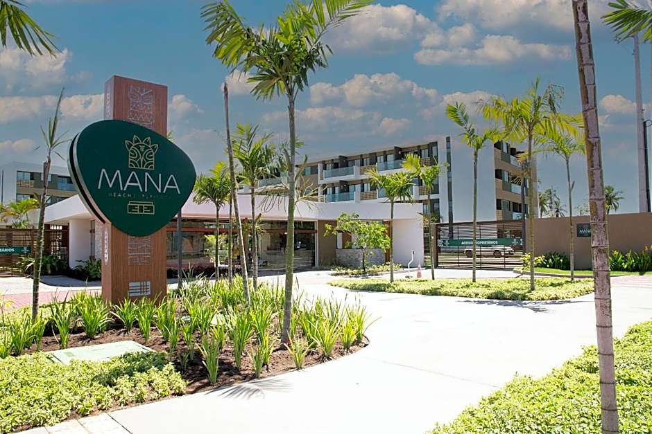 Charmoso Estúdio em Muro Alto com Vista para piscina