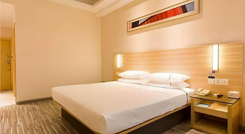 City Comfort Inn Zhuhai Fisher Girl Qinglv Road Seaside Swimming Field
