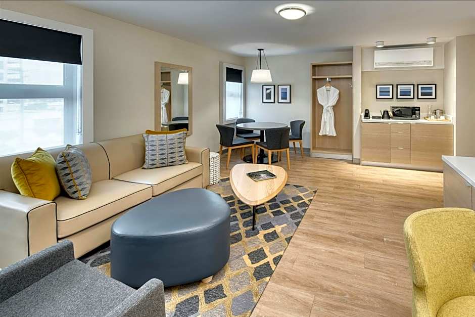 The Insignia Hotel, Sarnia, a Tribute Portfolio Hotel