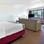 Super 8 by Wyndham La Crosse