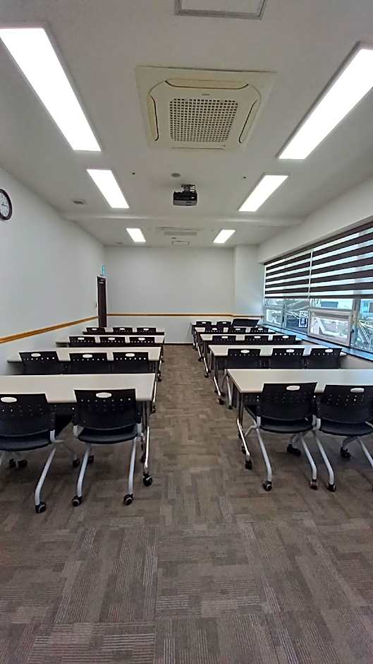 Toyoko Inn Busan Station 1