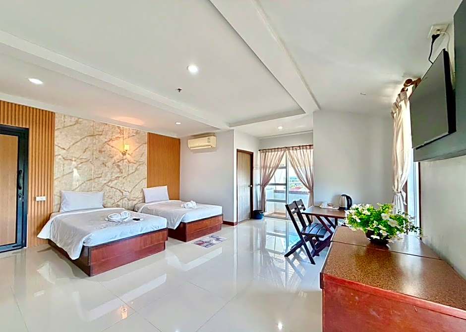 Century Grand Hotel