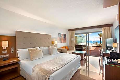 Royal Terrace Room