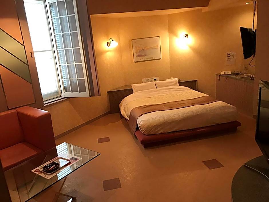 Hotel Tiffany (Adult Only)