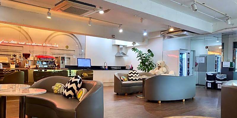 Lareem Boutique Hotel