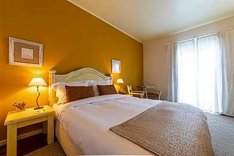 Superior River View Room