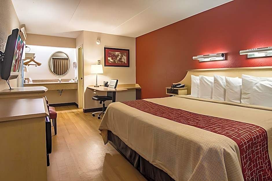 Red Oak Inn Southfield