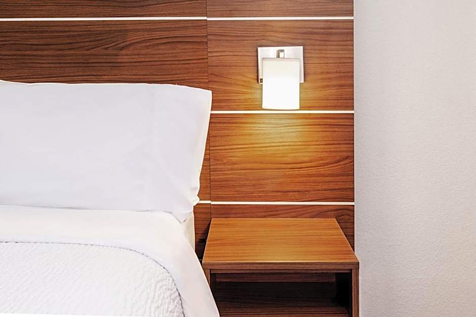 Holiday Inn Express Del Rio By IHG
