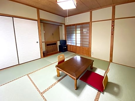 Standard Japanese Style Room with Shared Bathroom