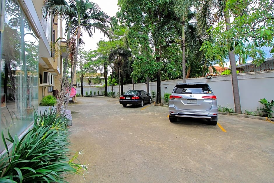 OYO 254 Royal Pimand