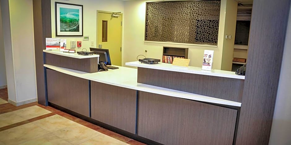 Candlewood Suites Pearl By IHG