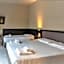 Hotel Aaron