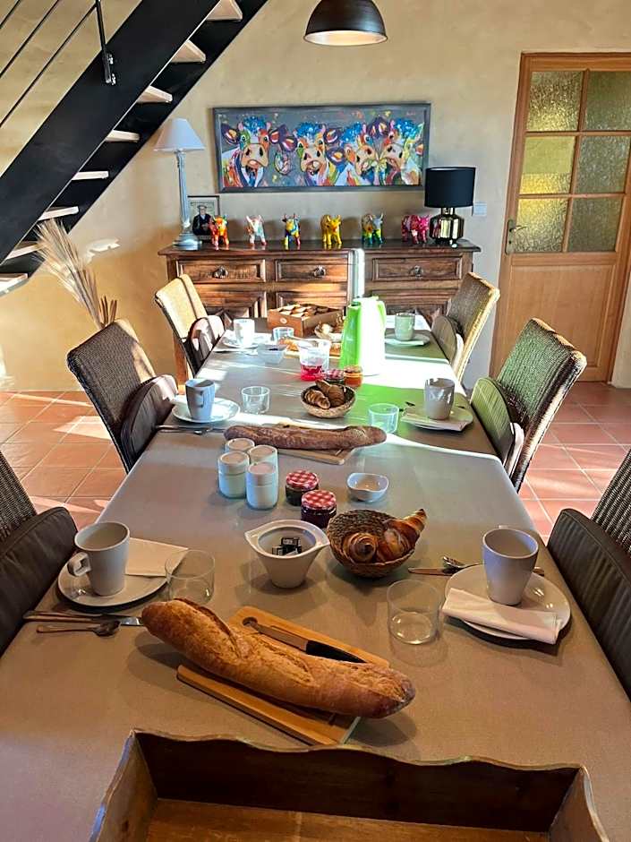 La Ferme de la Croix - Chambres d'hôtes avec jacuzzi, calme, et authenticité