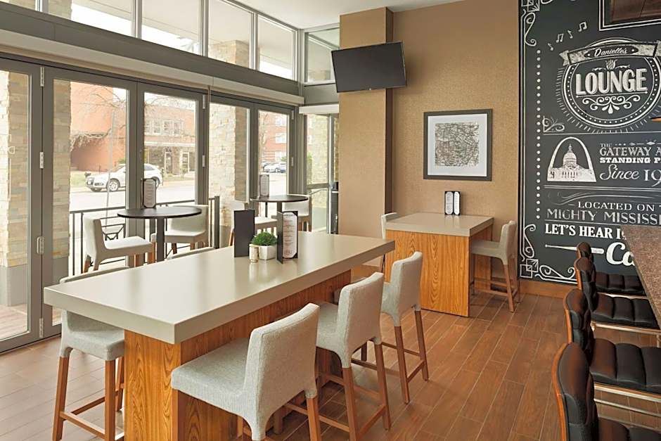 Hampton Inn By Hilton And Suites Clayton/St Louis-Galleria Area