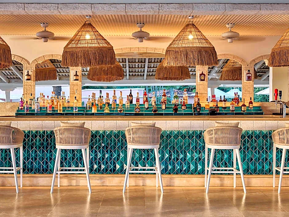 Fairmont Royal Pavilion Barbados Resort