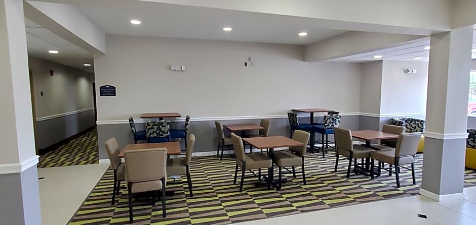 Microtel Inn & Suites By Wyndham Panama City