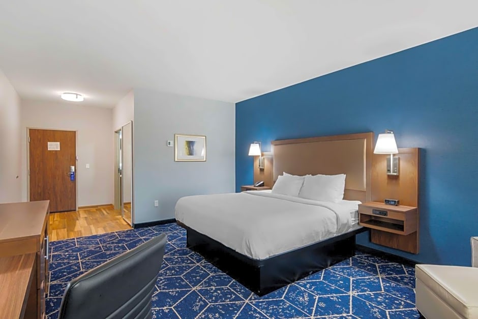 Best Western Plus St. Louis Airport Hotel