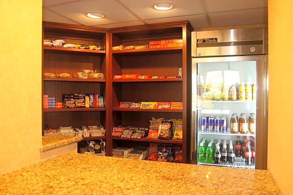 Auburn Place Hotel And Suites