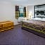 Super 8 by Wyndham Knoxville