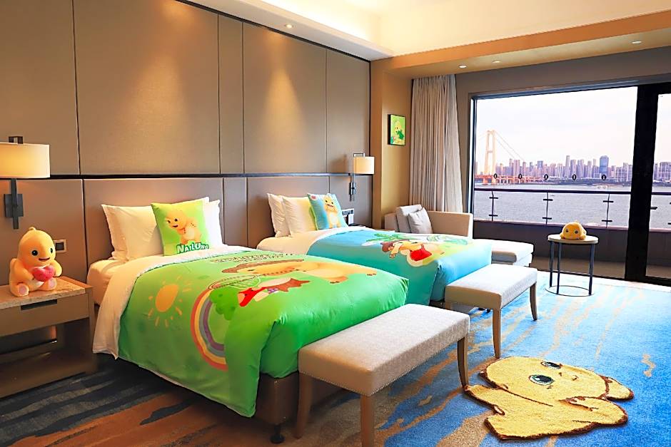 Photo 1 of 8 of Junior 2 Twin Beds Suite