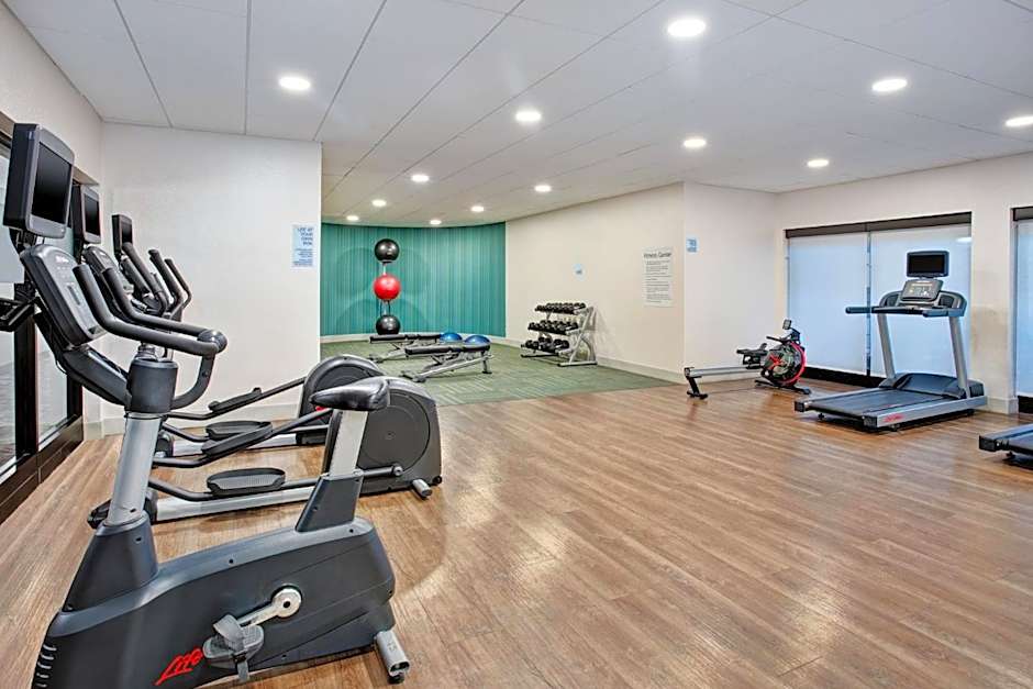 Holiday Inn Express Hotel & Suites - Belleville Area By IHG